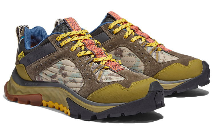 Shop (W) Timberland Bee Line x Solar Ridge "棕色绿色" 靴子 A5QGP901