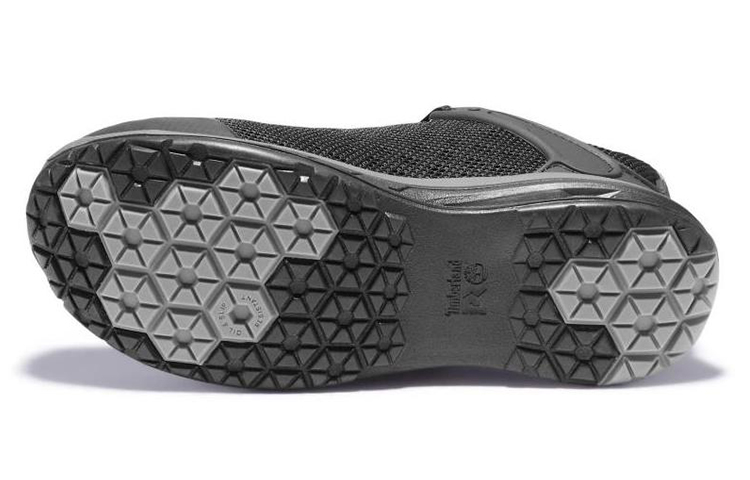 Shop Timberland添柏岚 Drivetrain 輕便舒適低筒工作靴 女款 黑色