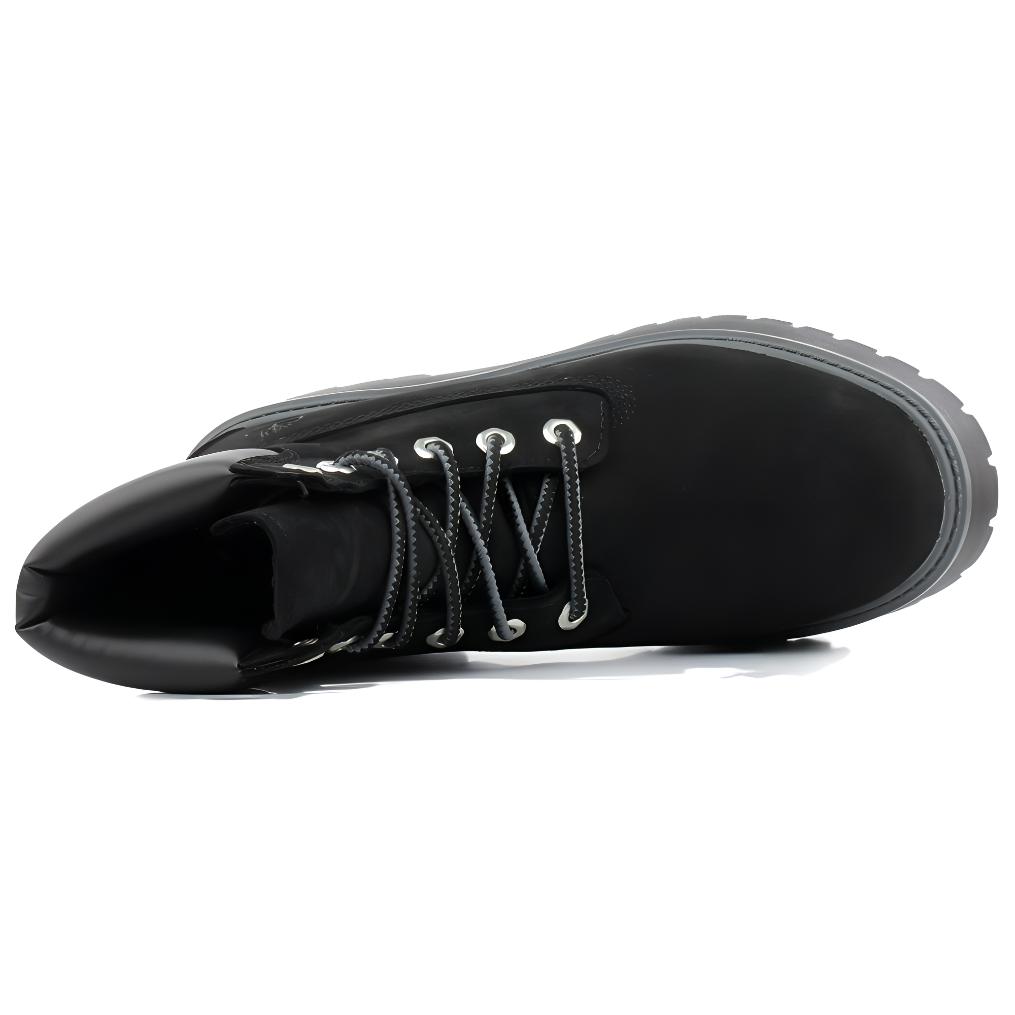 Shop (W) Bottes Courtes en Cuir Chaud et Durable Timberland ''Noir''. A5RH5
