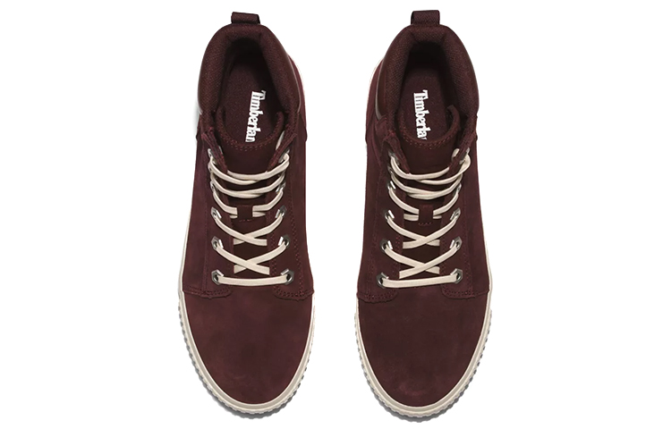 Shop Timberland添柏嶺 Skyla Bay 6-Inch 舒適休閒 中筒 戶外靴 女款 酒紅