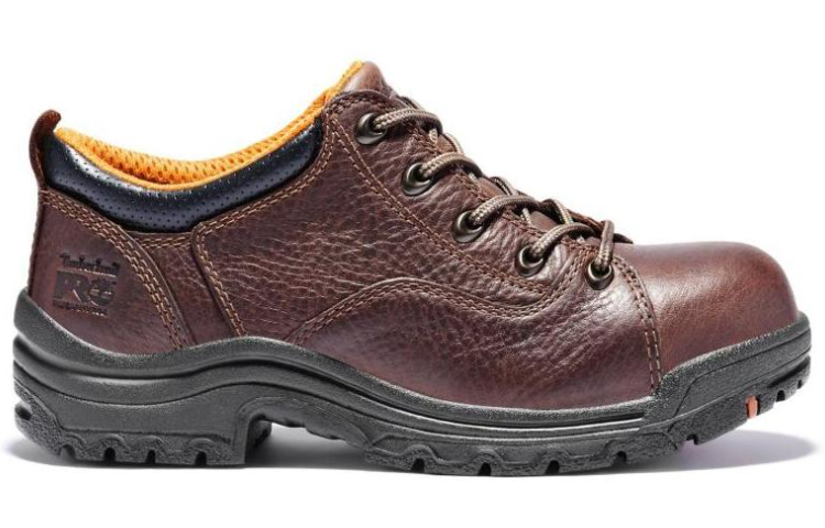 Order (W) Timberland Titan Low ''Outdoor Comfort - Dunkelbraun'' 63189214