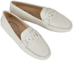 Lookbook (W) TOD'S City Gommino 'Putih Patent Ringkas' XXW00G0DN23OW0C016