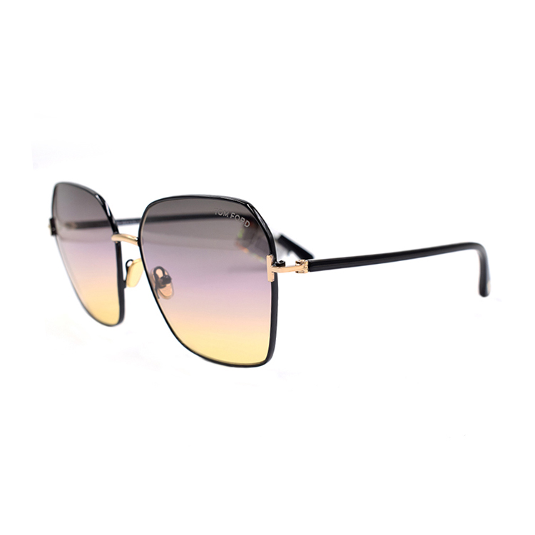 Lookbook (W) 湯姆福特 TF 閃亮現代系列 浪漫假期方形黑色太陽眼鏡 TF839 01B