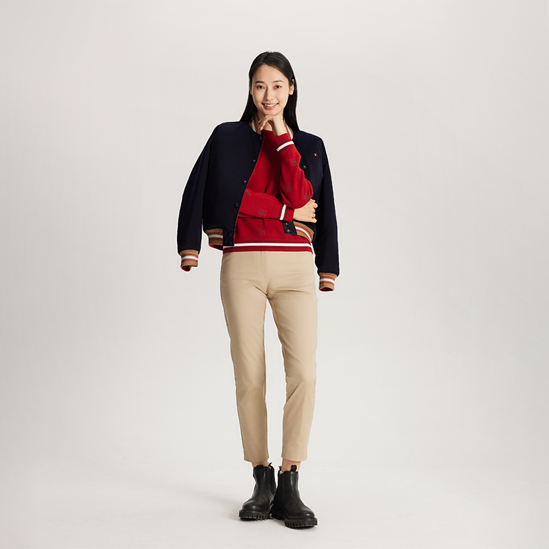 Sizing (W) Tommy Hilfiger 字母提花落肩圓領毛衣. WW0WW41635