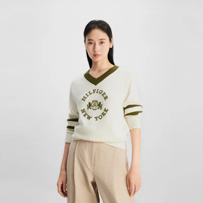(W) Tommy Hilfiger 寬鬆刺繡V領針織毛衣 - 秋冬款式 WW0WW40266 Shop (W) Tommy Hilfiger 寬鬆刺繡V領針織毛衣 - 秋冬款式 WW0WW40266