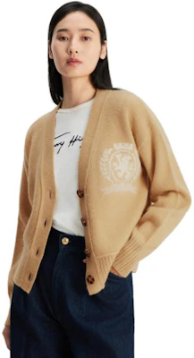 (W) Tommy Hilfiger Jacquard V-Neck Loose Knit Sweater Wanita Coklat. WW0WW39522-ACA Lookbook (W) Tommy Hilfiger Jacquard V-Neck Loose Knit Sweater Wanita Coklat. WW0WW39522-ACA