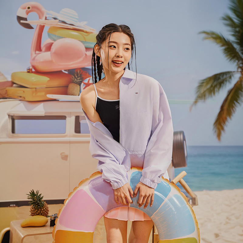 Shop (W) Tommy Hilfiger 寬鬆版拉鍊抽繩腰夾克 DW0DW17718