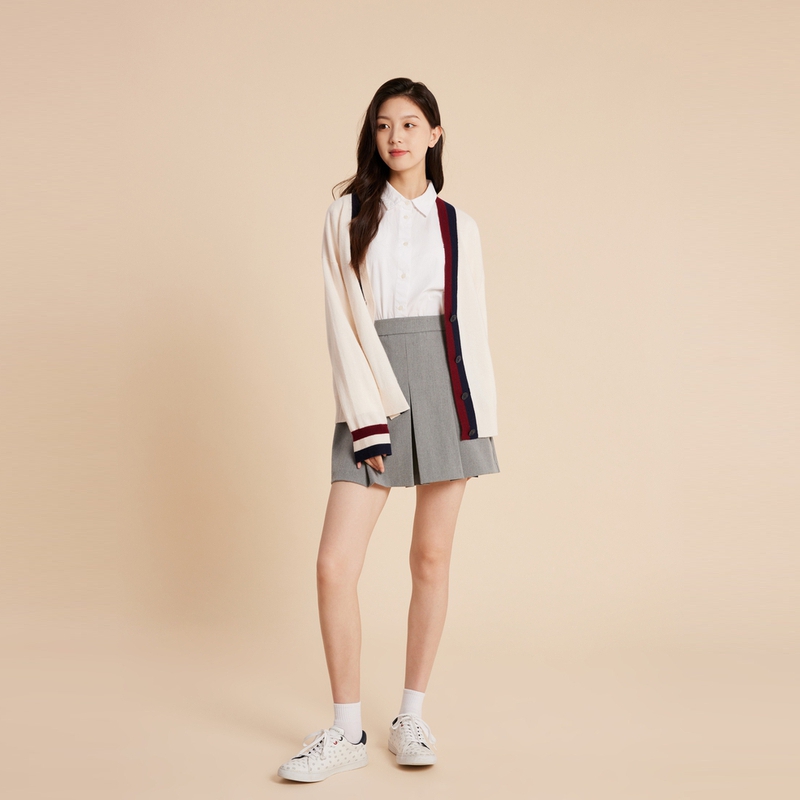 Details for (W) Tommy Hilfiger Retro College Cardigan Wanita Colorblock Krim Putih. WW0WW39535