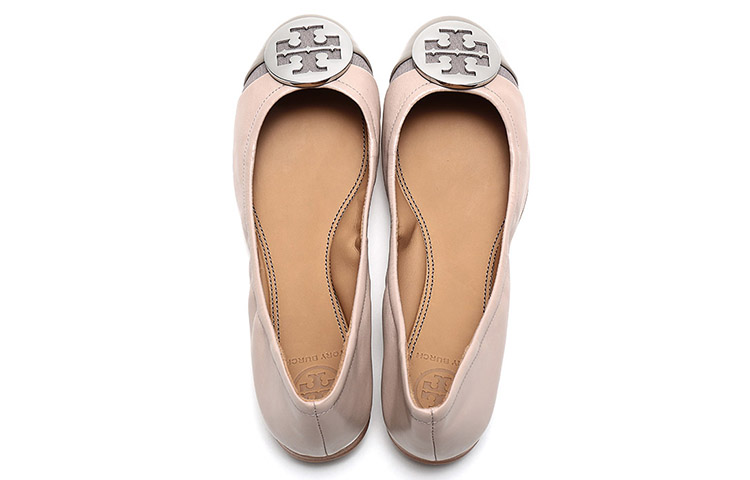 Shop TORY BURCH 湯麗柏琦 皮革 時尚百搭 簡約芭蕾平底鞋 女款 裸粉灰