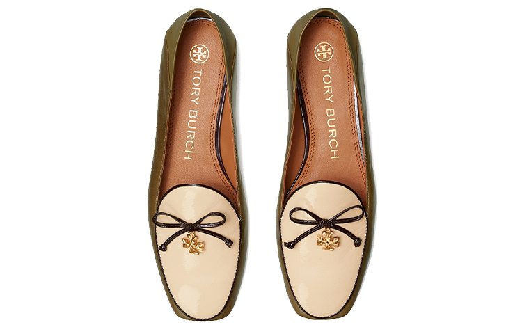 Lookbook (Women) TORY BURCH Charm Flat 'Green' 87139-250