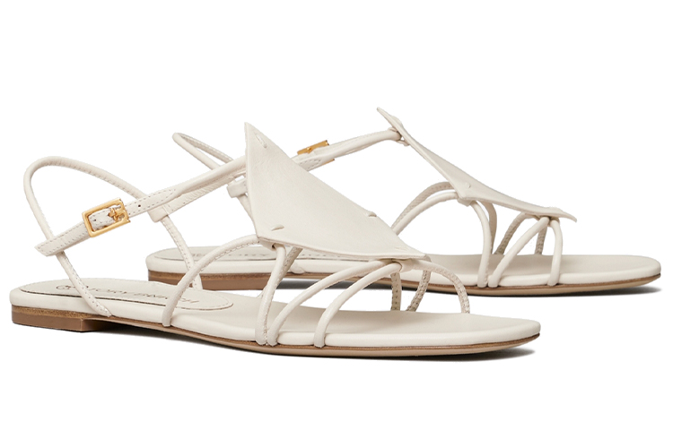 Lookbook (W) TORY BURCH Sandal Ivory Berlian Motif Terbuka 81307-104