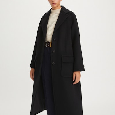 (Women) Tory Burch FW22 Black Solid Single-Breasted Coat. 144109-001 Purchase (Women) Tory Burch FW22 Black Solid Single-Breasted Coat. 144109-001