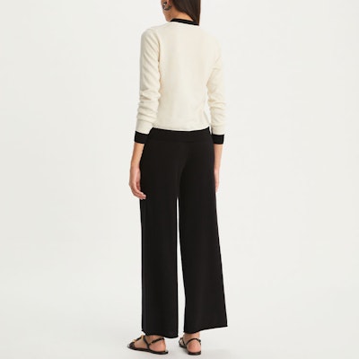 (W) Tory Burch 2022秋冬对比条纹针织毛衣 白色 142492-960 Purchase (W) Tory Burch 2022秋冬对比条纹针织毛衣 白色 142492-960