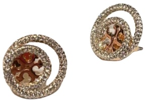 (Women) Tory Burch Gold Plated Brass Glass Cutout Earrings for Women. 157231-783 (Women) Tory Burch Gold Plated Brass Glass Cutout Earrings for Women. 157231-783