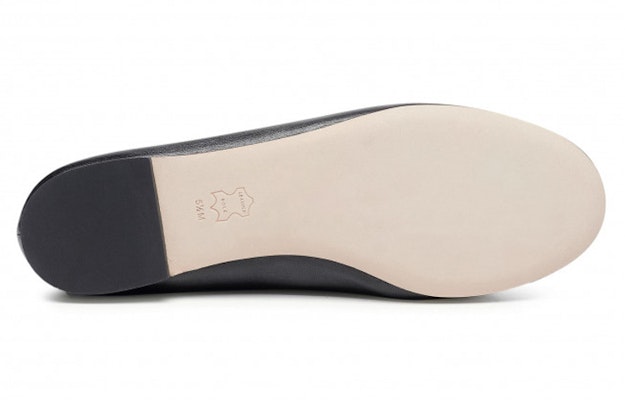 (W) TORY BURCH Sepatu Flat Kulit Hitam 'Black Bow' 71838-006 Purchase (W) TORY BURCH Sepatu Flat Kulit Hitam 'Black Bow' 71838-006