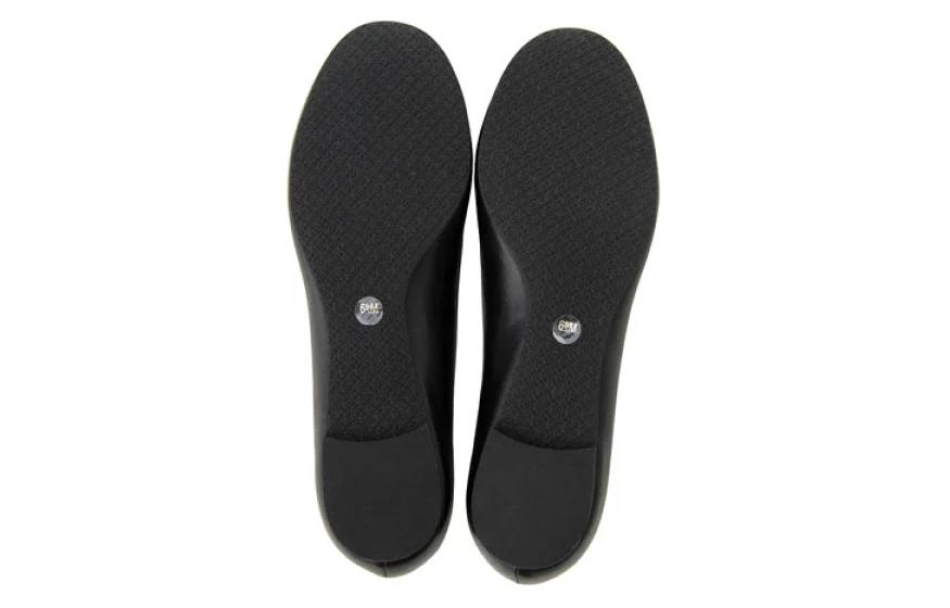 Shop (W) TORY BURCH Slip-On de Piel 'Black Comfort' con Punta Redonda 50008690-051