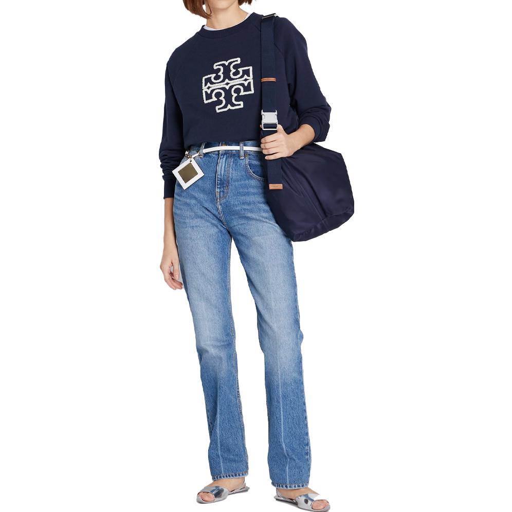 Lookbook (W) TORY BURCH Logo Bordir Crewneck Navy Blue Sweatshirt Wanita. 146188-405