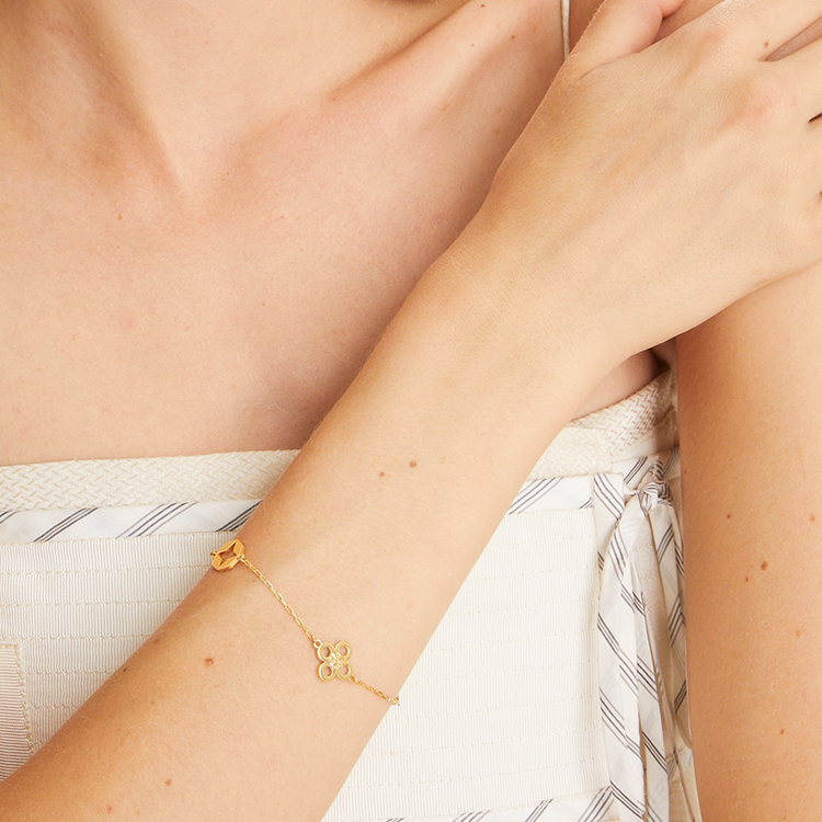 Lookbook (Women) Tory Burch Patterned Gold-Plated Brass Bracelet for Women - Gold. 1537130720