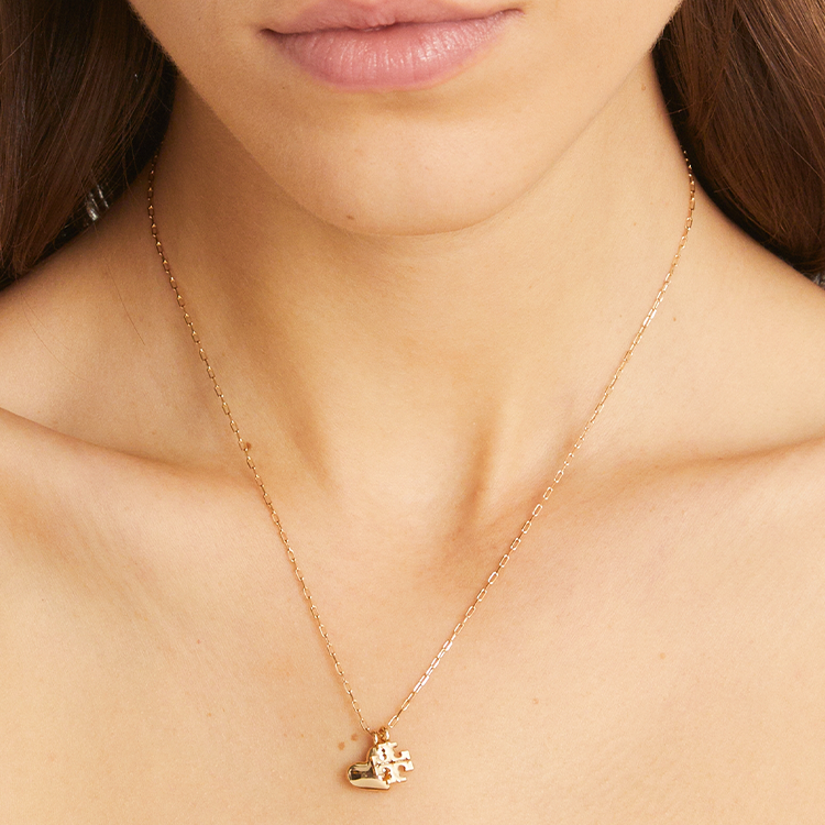 Shop (Women) Tory Burch Pendant Necklace Women’s Gold Brass Accessories. 157197-720