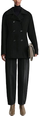 (W) TOTEME Chaqueta Abrigo Negra de Doble Botonadura y Manga Larga Casual 234WRTWOU101FB0006001 Lookbook (W) TOTEME Chaqueta Abrigo Negra de Doble Botonadura y Manga Larga Casual 234WRTWOU101FB0006001