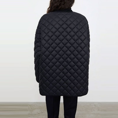 (W) TOTEME 經典寬鬆黑色棉質絎縫冬季外套. 211177732200 Shop (W) TOTEME 經典寬鬆黑色棉質絎縫冬季外套. 211177732200