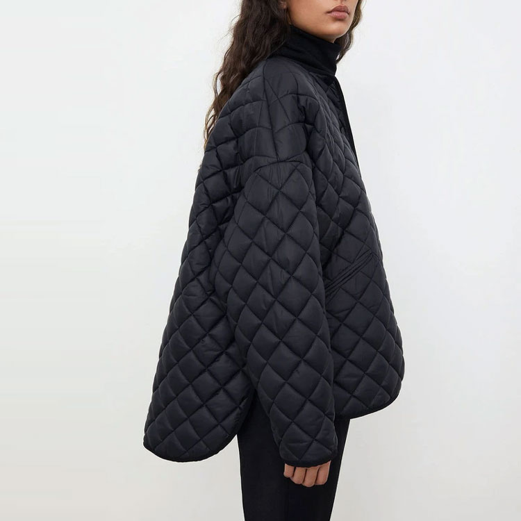 Purchase (W) TOTEME 經典寬鬆黑色棉質絎縫冬季外套. 211177732200