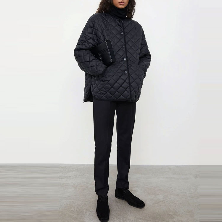 Details for (W) TOTEME 經典寬鬆黑色棉質絎縫冬季外套. 211177732200