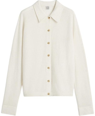 (W) TOTEME 秋季24款宽松版羊绒开衫云白色。 243WRT0347YA0016187 Buy (W) TOTEME 秋季24款宽松版羊绒开衫云白色。 243WRT0347YA0016187