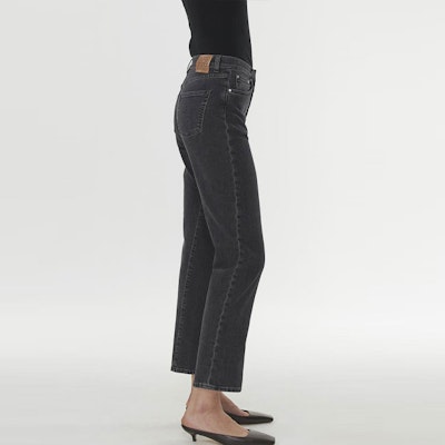 (W) TOTEME 中腰直筒牛仔裤 灰色水洗带标志贴布 193232743300 Purchase (W) TOTEME 中腰直筒牛仔裤 灰色水洗带标志贴布 193232743300