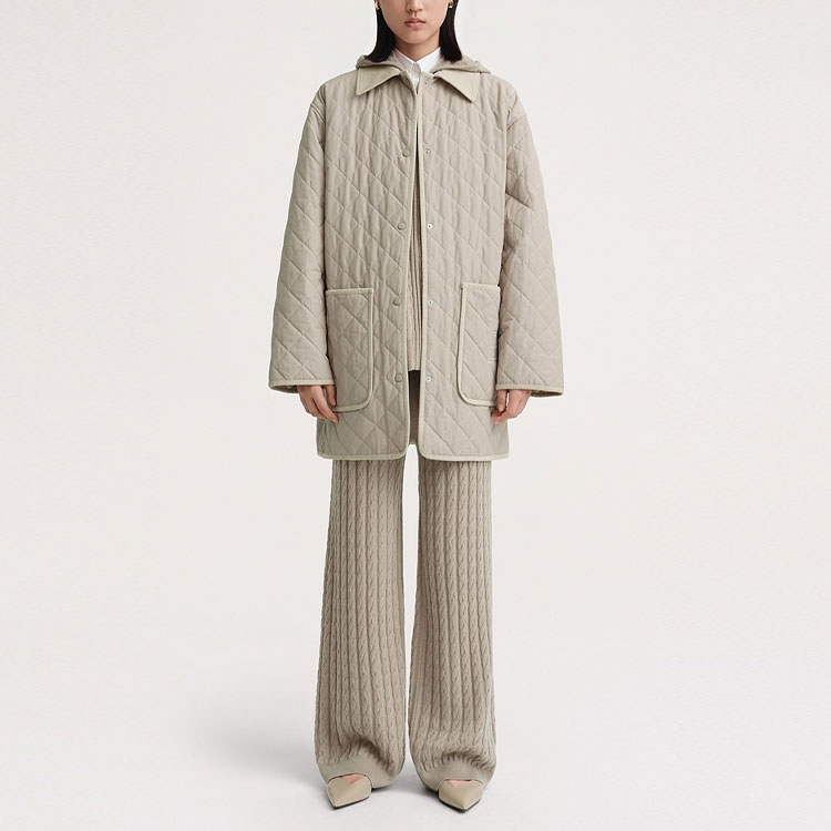 Lookbook (W) TOTEME 絎縫燈芯絨飾邊谷倉外套-石灰石色 241WRO1022FB0169009