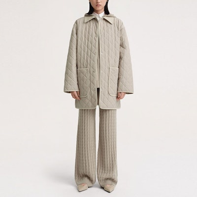 (W) TOTEME 絎縫燈芯絨飾邊谷倉外套-石灰石色 241WRO1022FB0169009 Lookbook (W) TOTEME 絎縫燈芯絨飾邊谷倉外套-石灰石色 241WRO1022FB0169009