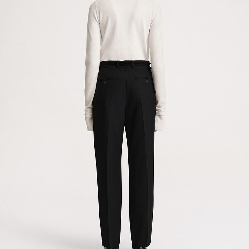 Shop (W) TOTEME Seluar Kasual Santai Pinggang Rendah Hitam. 234WRTWBM109FB0026001