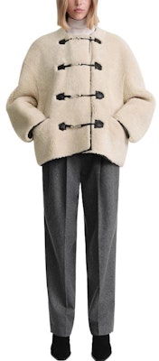 (W) TOTEME Shearling Hook Jaket Beige 214120604110 Lookbook (W) TOTEME Shearling Hook Jaket Beige 214120604110