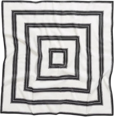 (W) 토템 스트라이프 면 멀버리 실크 스카프 - 화이트 242WSC2237FB0177001 Lookbook (W) 토템 스트라이프 면 멀버리 실크 스카프 - 화이트 242WSC2237FB0177001