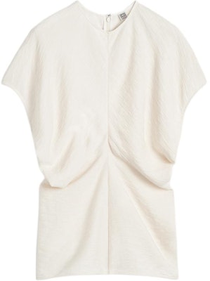 (W) TOTEME Kemeja-T Lengan Pendek Bertekstur Crinkle Krim Musim Luruh Awal 2024. 243WRT0331FB0199055 Order (W) TOTEME Kemeja-T Lengan Pendek Bertekstur Crinkle Krim Musim Luruh Awal 2024. 243WRT0331FB0199055