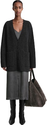 (W) TOTEME V领罗纹针织毛衣 灰色混纺. 234WRTWTP162YA0007019 Lookbook (W) TOTEME V领罗纹针织毛衣 灰色混纺. 234WRTWTP162YA0007019