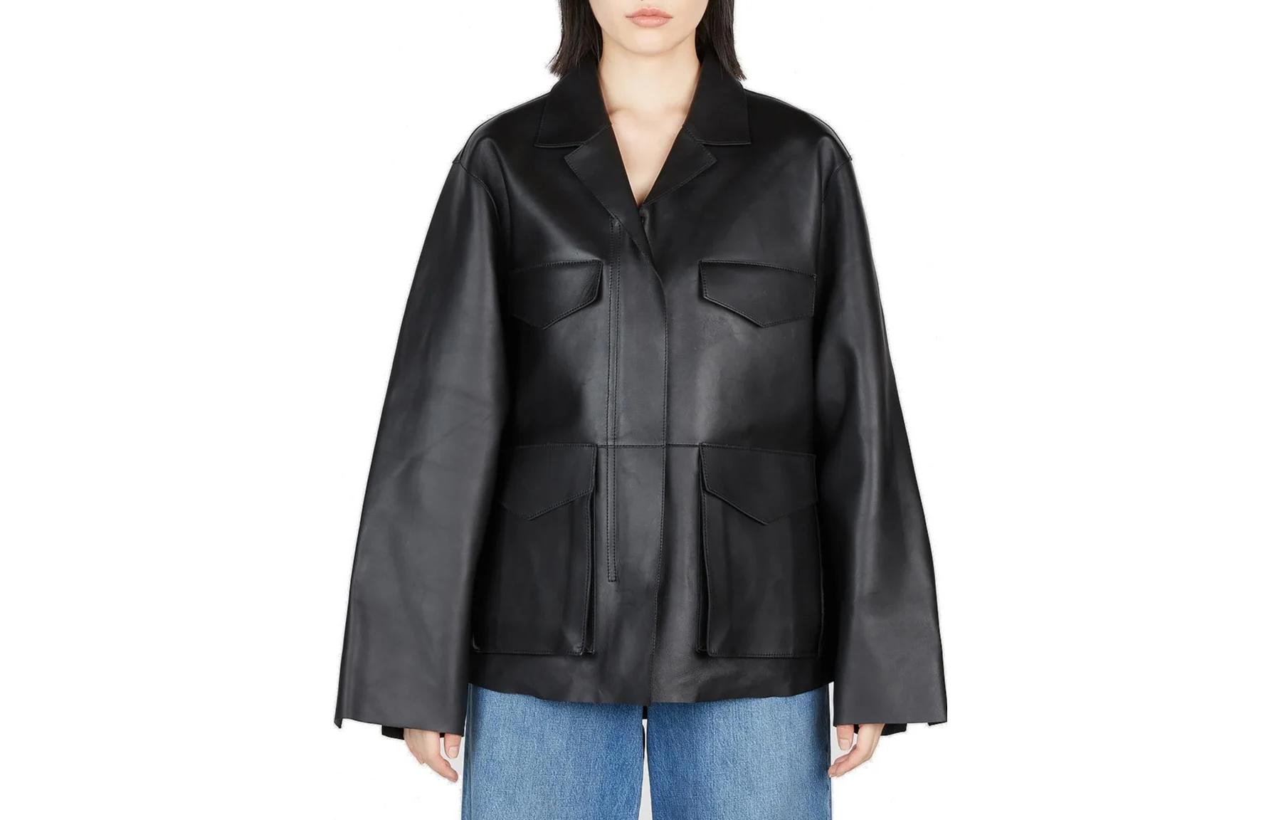 (Women) TOTEME Black Loose Fit Zip-Up Jacket with Turn-Down Collar 233108737200