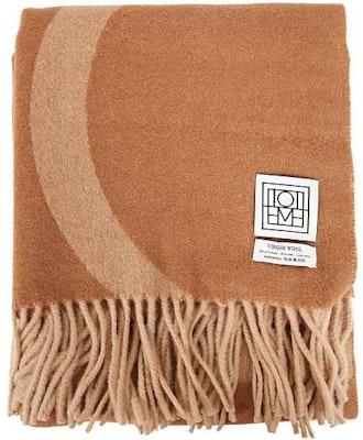 (W) Toteme 流苏字母印花羊毛围巾 女士 - 棕色. 224882807957 Shop (W) Toteme 流苏字母印花羊毛围巾 女士 - 棕色. 224882807957