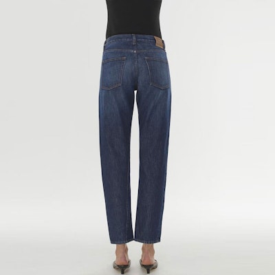 (W) TOTEME FW21 直筒牛仔褲 深藍色 原創標誌補丁. 211-232-742-480 Shop (W) TOTEME FW21 直筒牛仔褲 深藍色 原創標誌補丁. 211-232-742-480