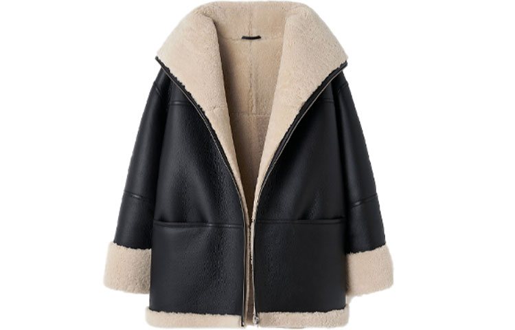 Lookbook (W) Chaqueta Oversize de Shearling TOTEME FW21 para Mujer Negro/Blanco. 214122606913