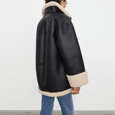 (W) Chaqueta Oversize de Shearling TOTEME FW21 para Mujer Negro/Blanco. 214122606913 Sizing (W) Chaqueta Oversize de Shearling TOTEME FW21 para Mujer Negro/Blanco. 214122606913