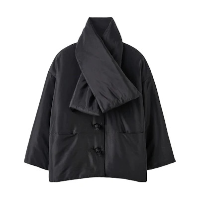 (Women) TOTEME FW22 Black Loose Scarf Collar Jacket with Knot Buttons. 2241000232200