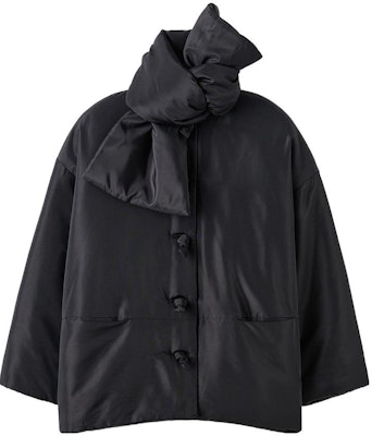 (W) TOTEME FW22 黑色鬆身圍巾領結扣外套 2241000232200 Lookbook (W) TOTEME FW22 黑色鬆身圍巾領結扣外套 2241000232200