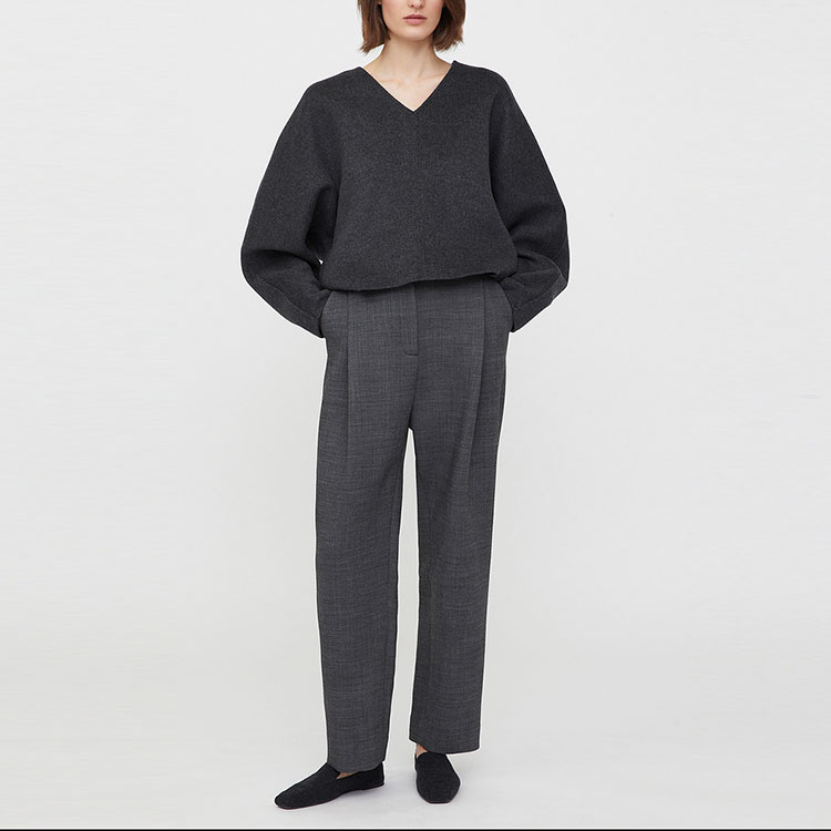 Shop (W) Toteme FW22 灰色V领蝙蝠袖羊毛毛衣 224-501-271-735-9