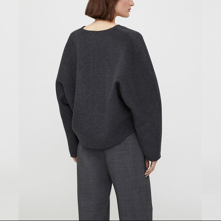 Details for (W) Toteme FW22 灰色V领蝙蝠袖羊毛毛衣 224-501-271-735-9