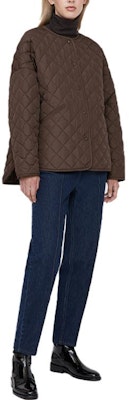 (W) TOTEME FW22 經典寬鬆絎縫外套 鞍棕色 休閒外套 2241019732878 Lookbook (W) TOTEME FW22 經典寬鬆絎縫外套 鞍棕色 休閒外套 2241019732878