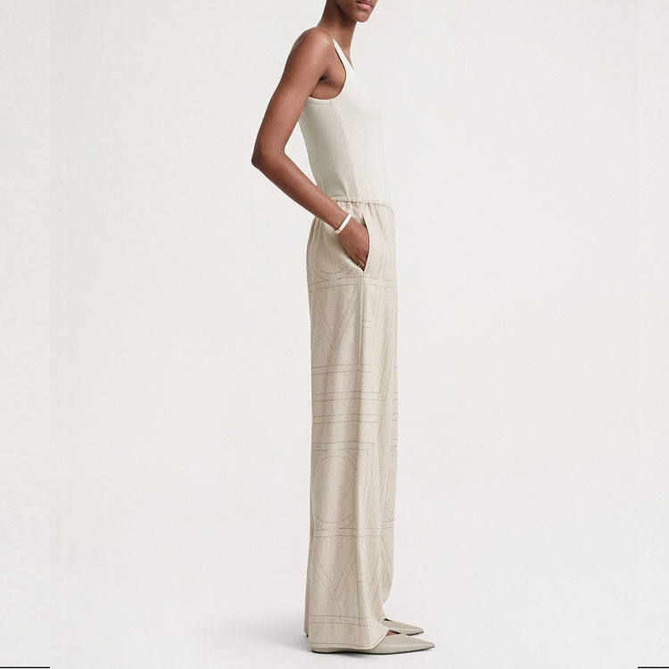 Purchase (W) TOTEME FW23 浅米色标志刺绣宽松版休闲裤。 241WRB1101FB0080113