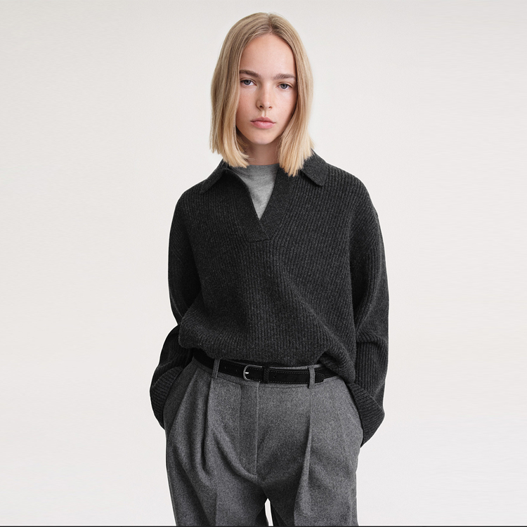 Purchase (W) TOTEME 秋冬23羊毛混纺条纹针织毛衣浅灰色。 234WRTWTP034YA0004019