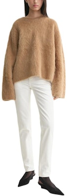 (W) TOTEME FW24 驼色混纺宽松版型圆领毛衣 244WRT873YA0106159 Lookbook (W) TOTEME FW24 驼色混纺宽松版型圆领毛衣 244WRT873YA0106159