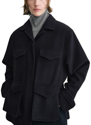 (W) TOTEME FW24 工作風翻蓋口袋長袖外套午夜藍 244WRO0143FB0285017 Lookbook (W) TOTEME FW24 工作風翻蓋口袋長袖外套午夜藍 244WRO0143FB0285017